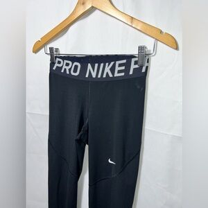 NIKE PRO LEGGINGS
